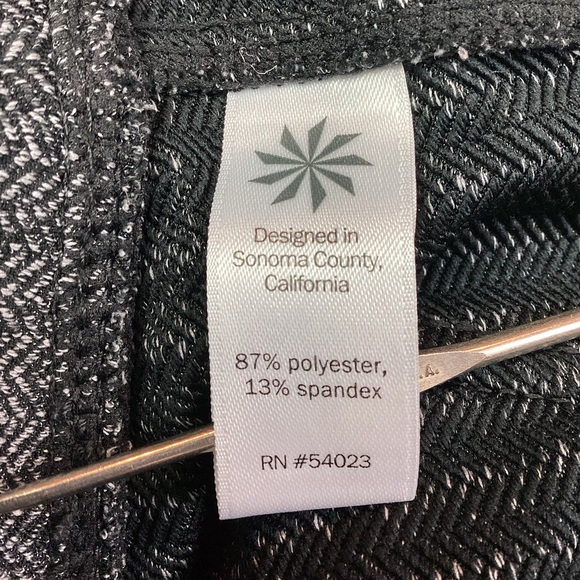 Athleta Herringbone Leggings w Side Pockets Black - Picture 9 of 12